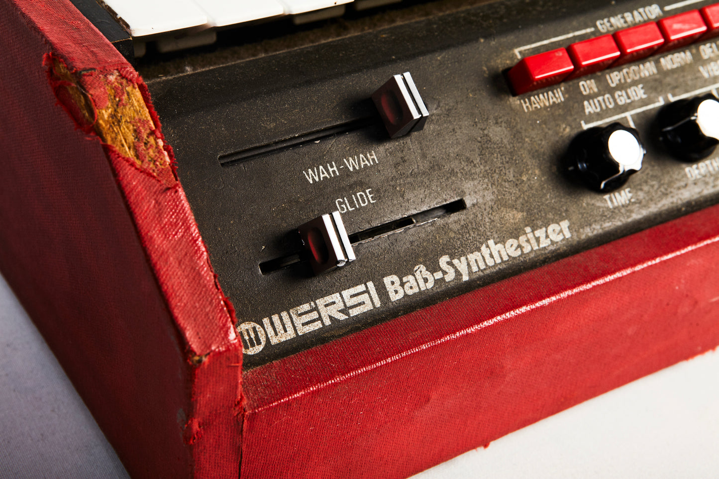 AP-6 Bass Synthesizer