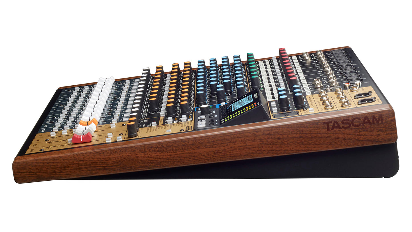 Tascam Model 16
