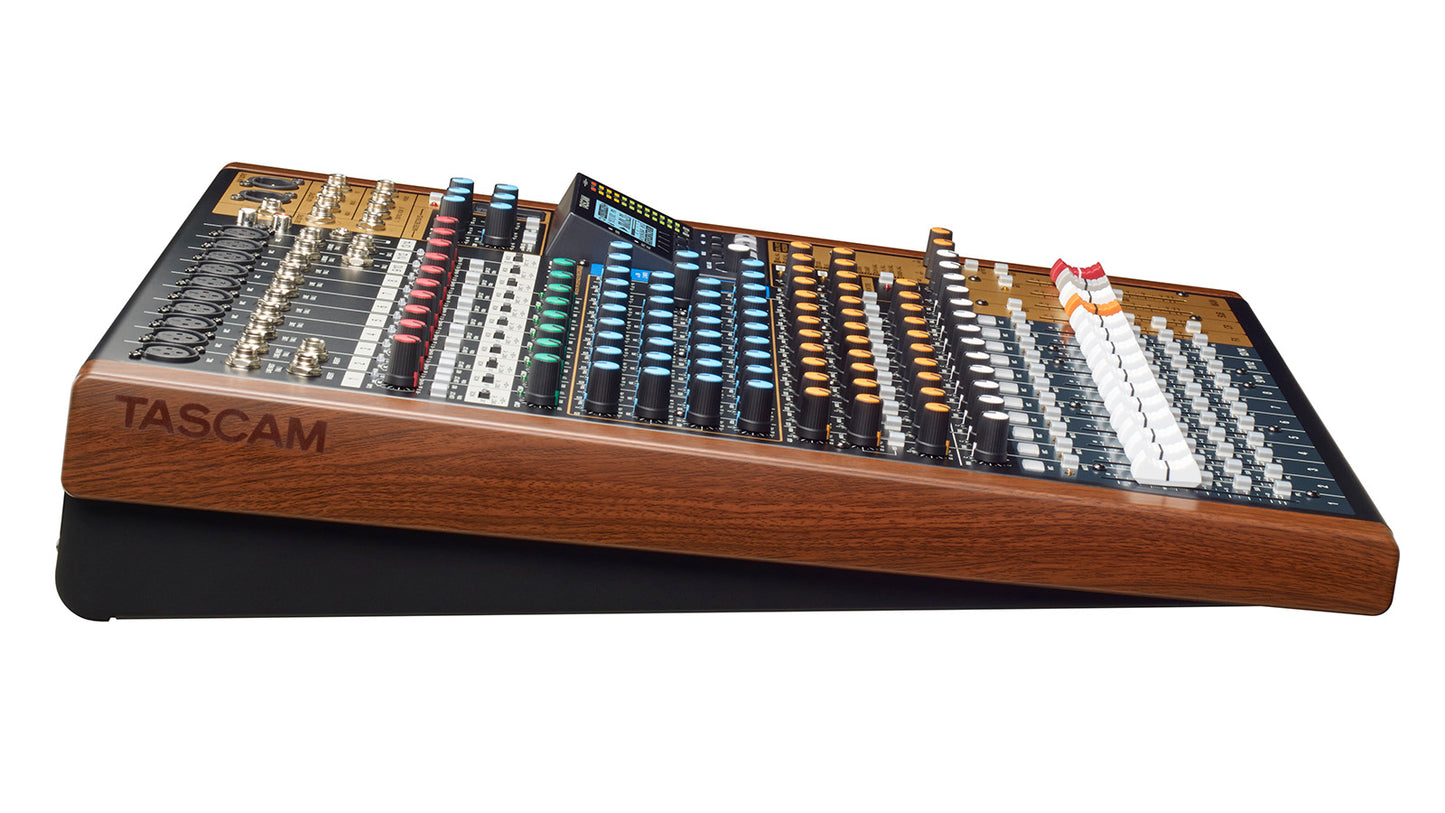 Tascam Model 16